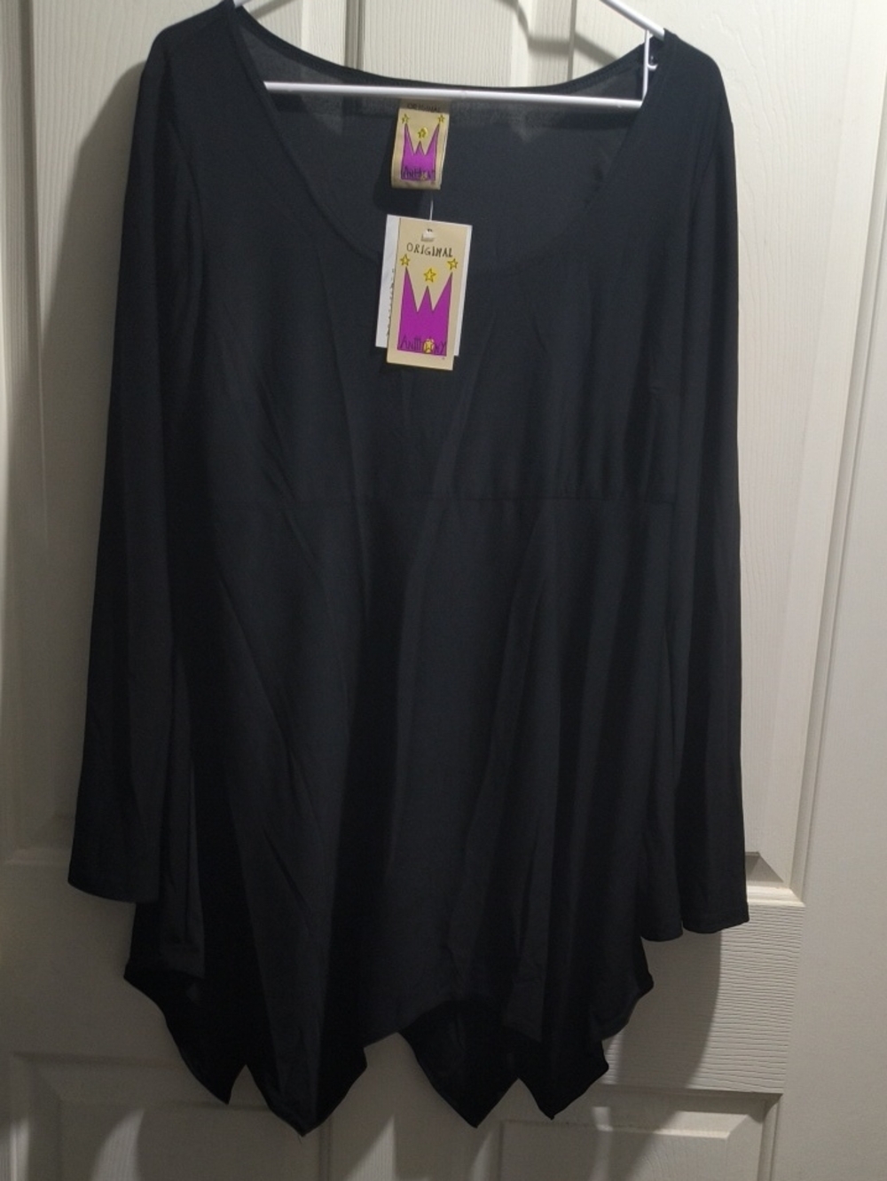 Original Black Long-Sleeve Scoop-Neck Handkerchief Hem Tunic